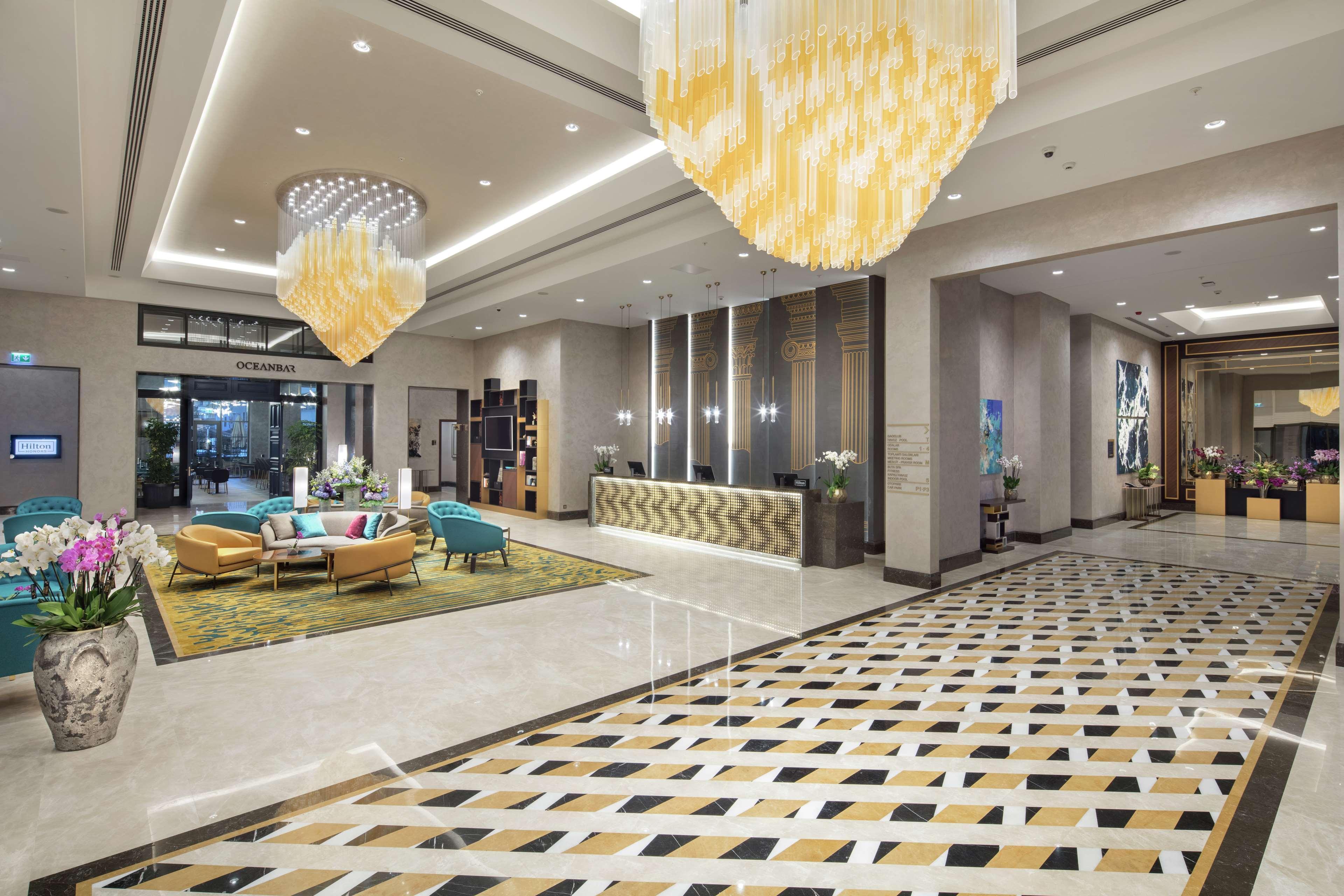 Doubletree By Hilton Antalya City Centre Екстер'єр фото Lobby