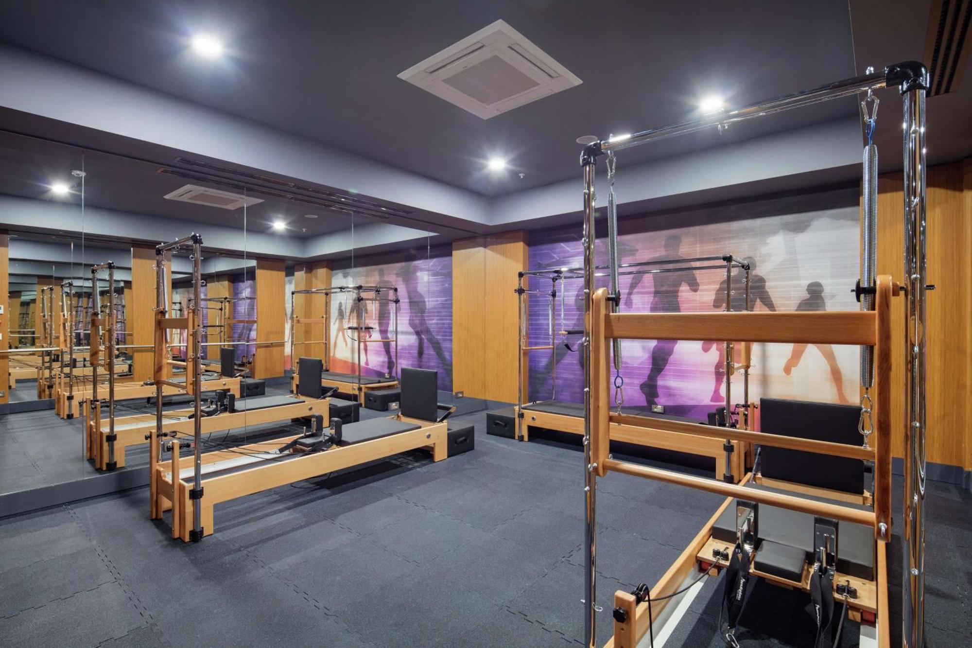 Doubletree By Hilton Antalya City Centre Екстер'єр фото Pilates studio